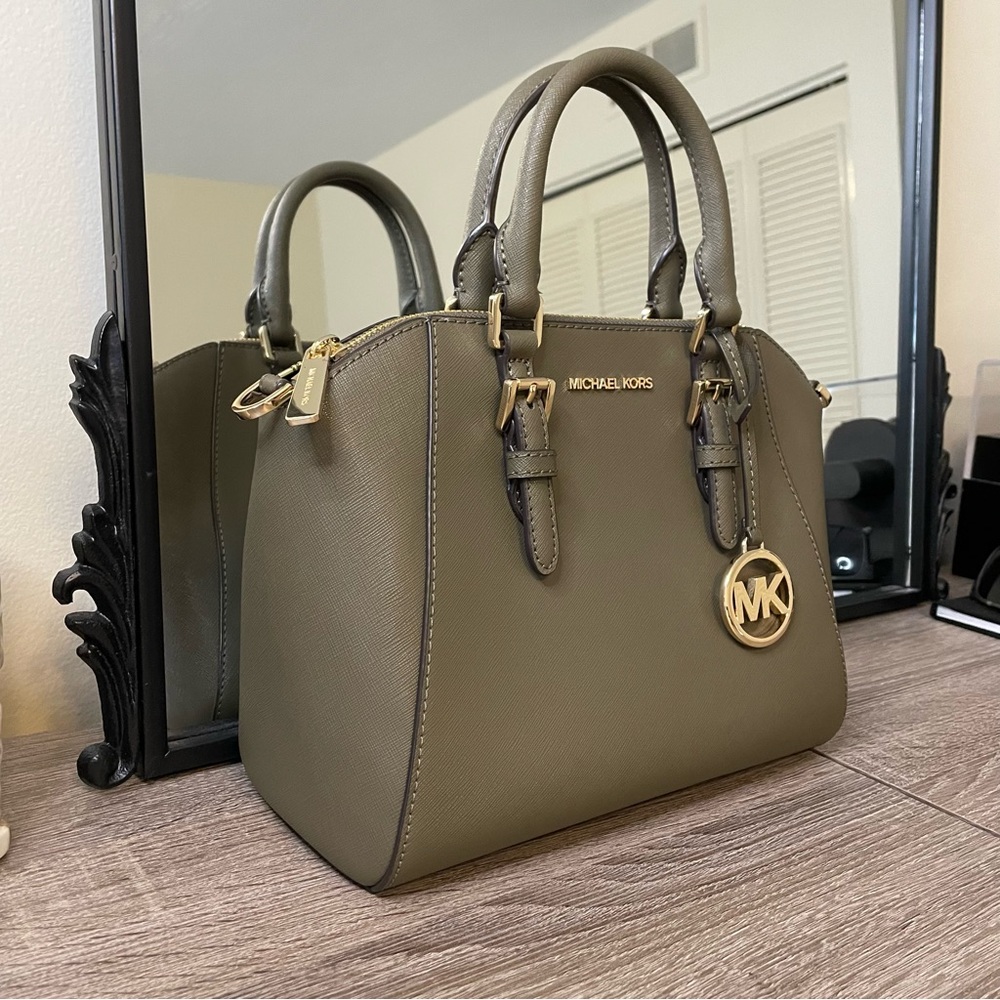 Michael Kors Ciara Messenger green